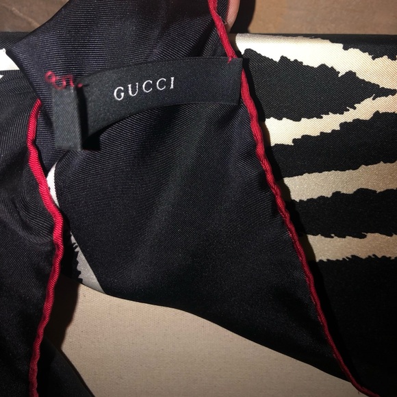 Gucci Vintage Silk Scarf - Picture 3 of 3
